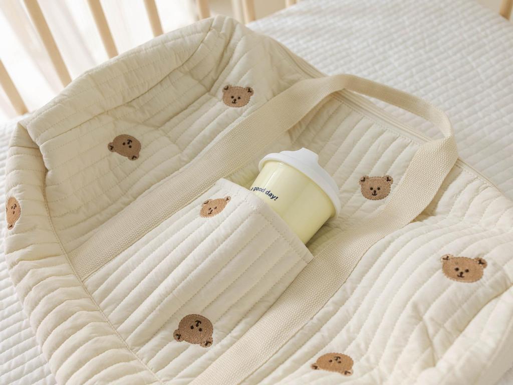 Korean INS-Style Embroidered Travel Bag: Large Capacity, Lightweight, Versatile Handbag