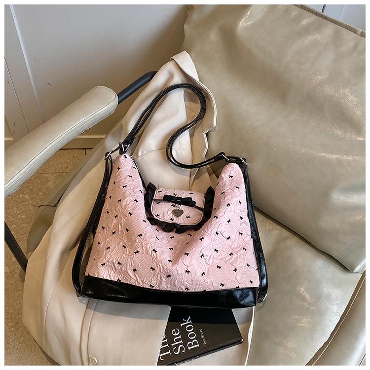 

Sweet girl bow shoulder tote bag women s 2025 new fashion college wind large capacity backpack чорний