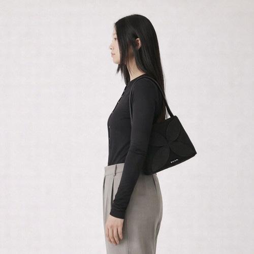 Suin 4-Leaf Tote Bag - Black