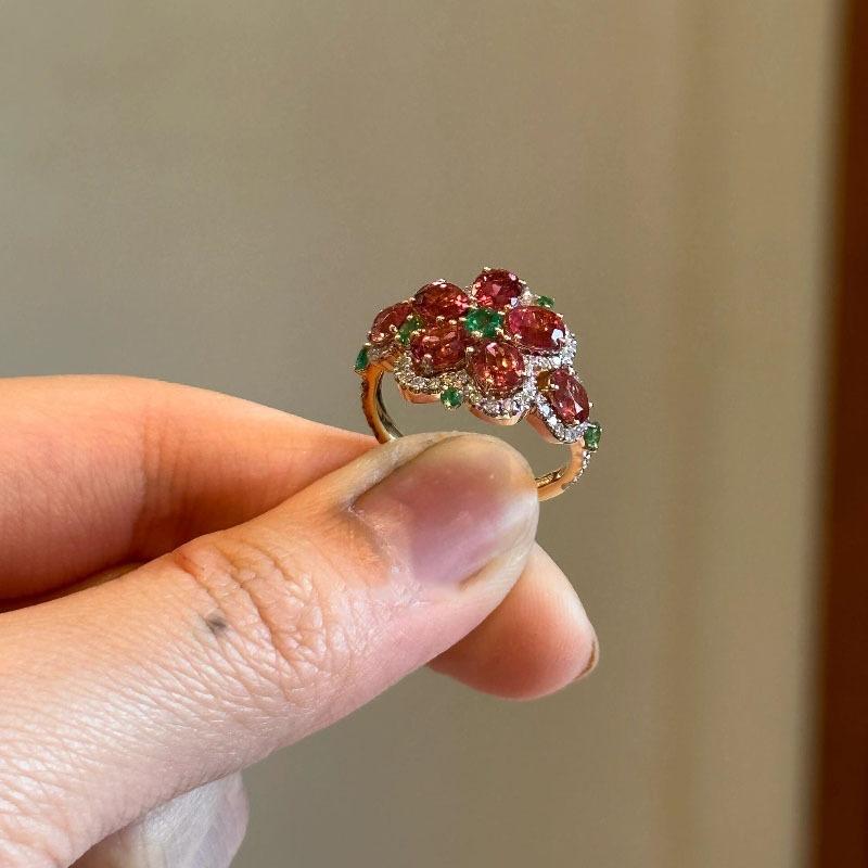 Light Luxury Retro Pomegranate Green Diamond Flower Ear Buckle Ring, Small Exquisite Micro-inlaid Zircon Temperament Sweet Set Jewelry
