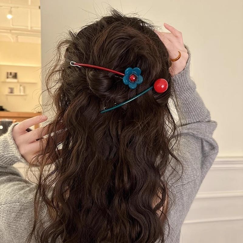 Elegant Flower Hair Clip For Women With Alloy Material Perfect For Back Hair Styling