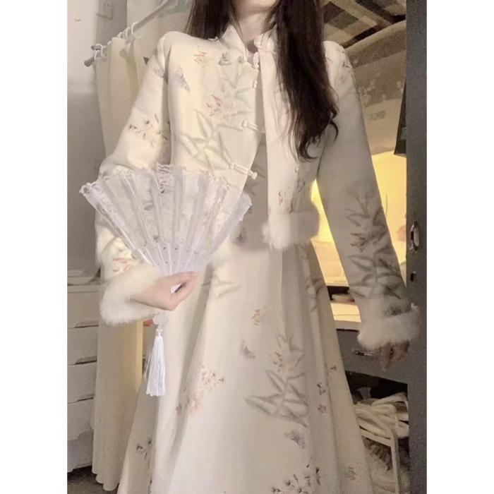 

Юбка в стиле ретро в китайском стиле осень/зима 2024 г.: Теплое, высококачественное платье из двух частей XL