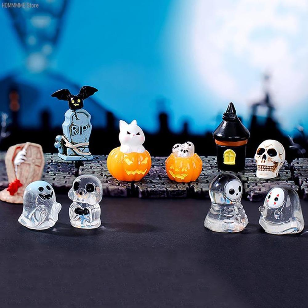 6pcs Mini Skull Car Keyring Resin Craft Skeleton Keychain Halloween Ghost Pendant  Unisex