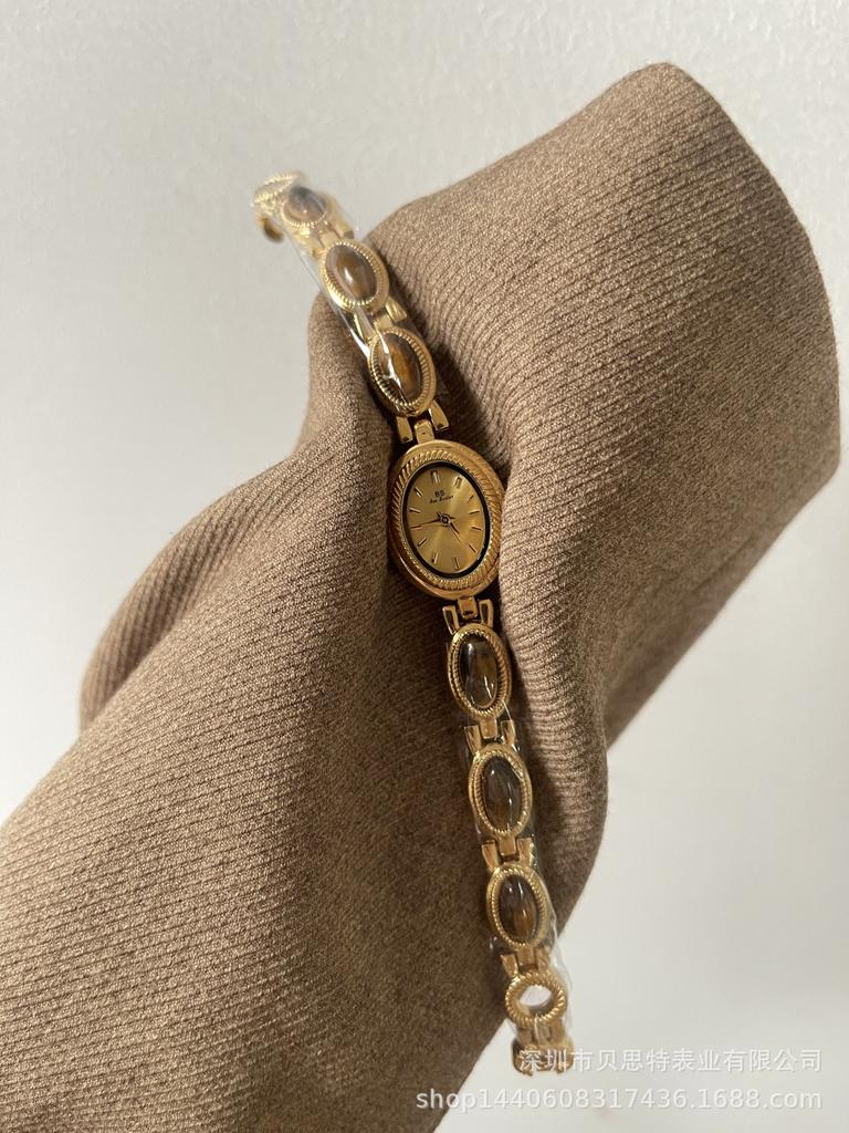 Jade Oval Small Dial Watch Women'S Niche Retro Court Style Bracelet Women'S Watch