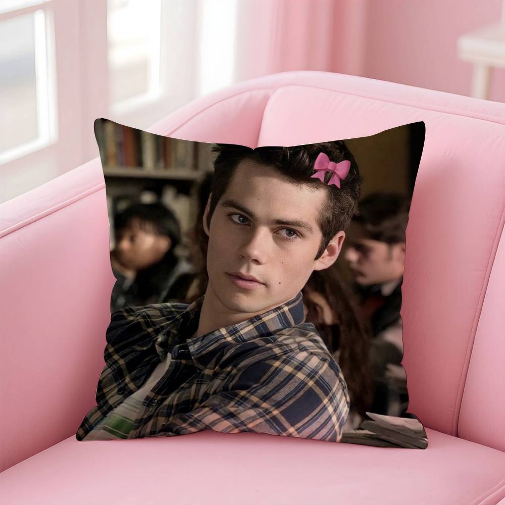 American Actor D-Dylan O Brien Pillow Case Anti-Dustmite Pillow Invisible Zipper Silky Short Plush Sofa Cushion Cover