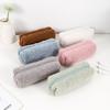 Astuccio Portapenne Peluche per Ragazze ad Alta Capacità e Design Elegante per Studenti e Artisti