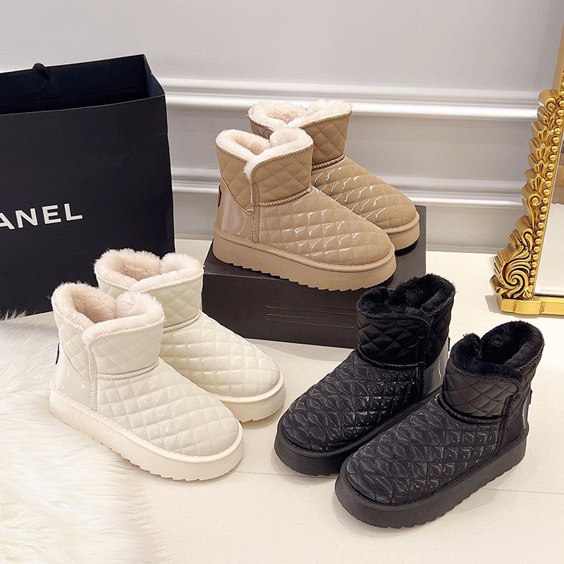 Processing customized new winter non-slip velvet thick-soled popular fashionable versatile snow boots women's comfortable cotton shoes