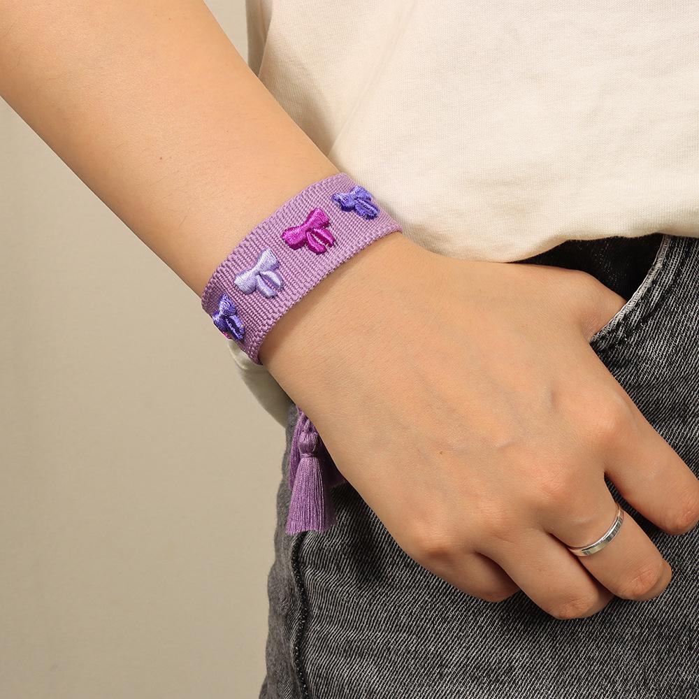 3D Heart Embroidery Tassel Bracelet: Hand-woven Friendship Gift