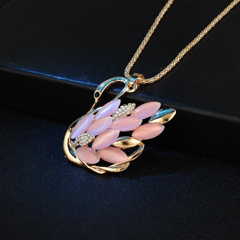 

Подвески Кристалл Ожерелье для женщин Золотого цвета Цепочка Ожерелье Кошачий глаз Нежный лебедь Подвеска pink