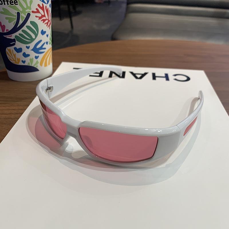 

Неполяризованные солнцезащитные очки в панк-стиле с вырезами, футуристическим дизайном, большой оправой, защитой от запотевания и солнца, с облегающей конструкцией, мужские и женские очки