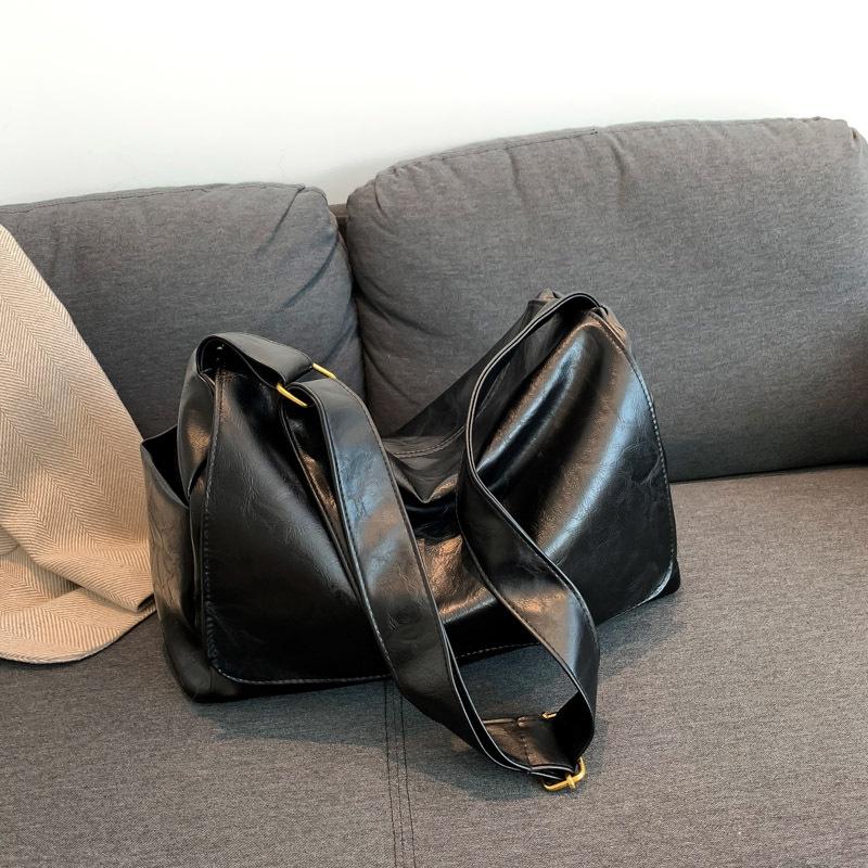 New Fashionable Versatile Large Capacity Soft Leather Shoulder Crossbody Bag Women Solid Color Flap Shopper Handbags CLE