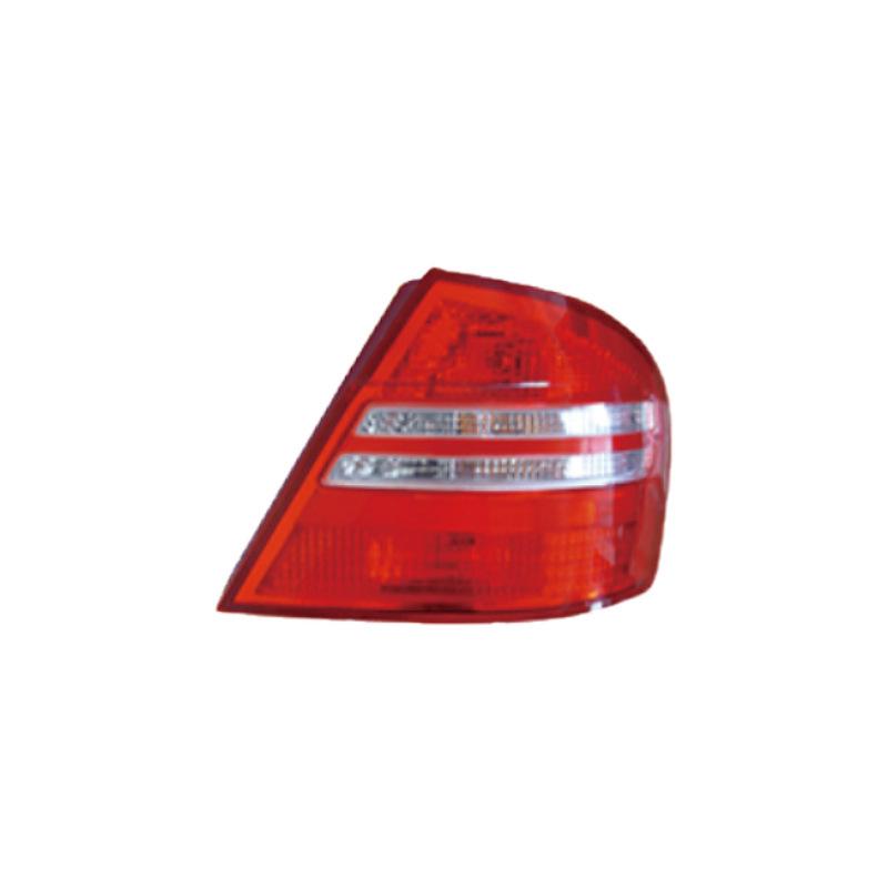 26555-FU00A and 26550-FU00A fit Nissan Tiida Bluebird 4th gen rear taillights (red/white).