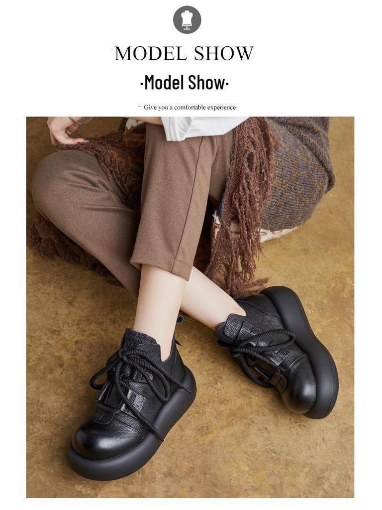 Stylish Handmade Leather Retro Women's Thick-Soled Ankle Boots - Lace-Up Round-Toe Martin Boots for Autumn and Winter.