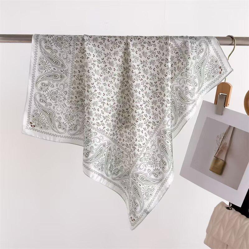 70Cm Cashew Print Scarf Universal Imitation Silk High-End Square Scarf Clothing Accessories Kerchief Shawl Protection Headscar