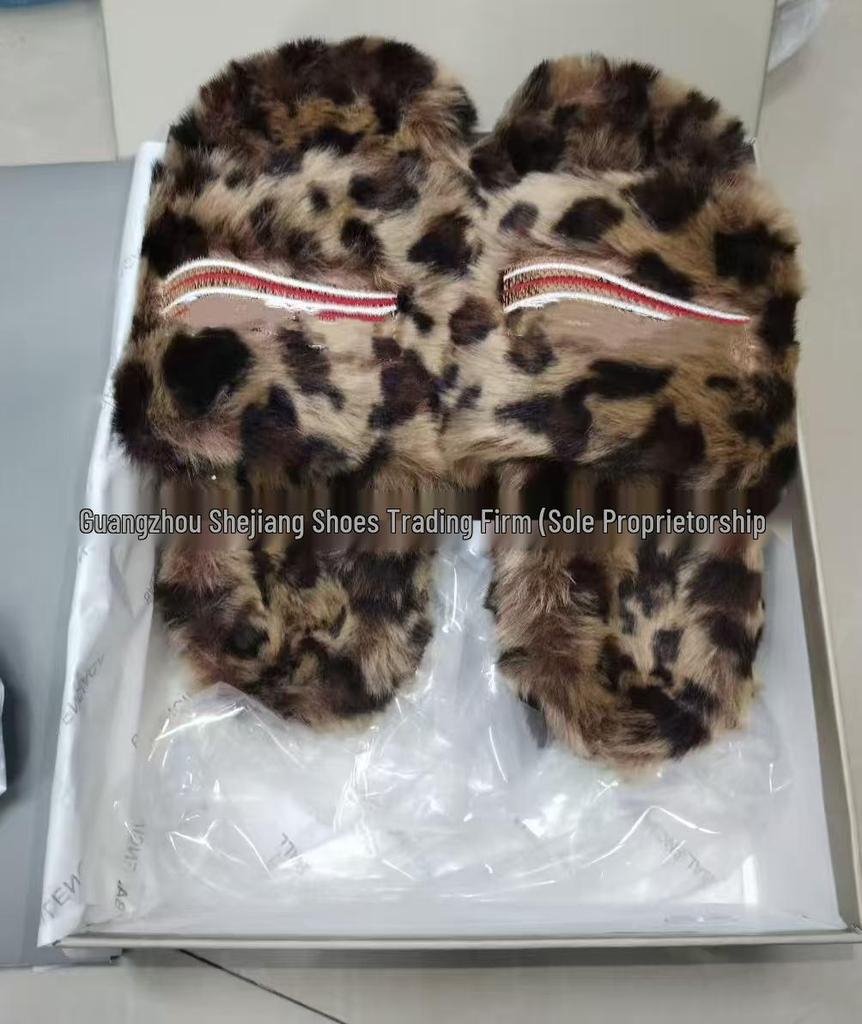 2024 Women's Embroidered Lambswool Slippers - Paris One-Word Furry Style, Unisex Design