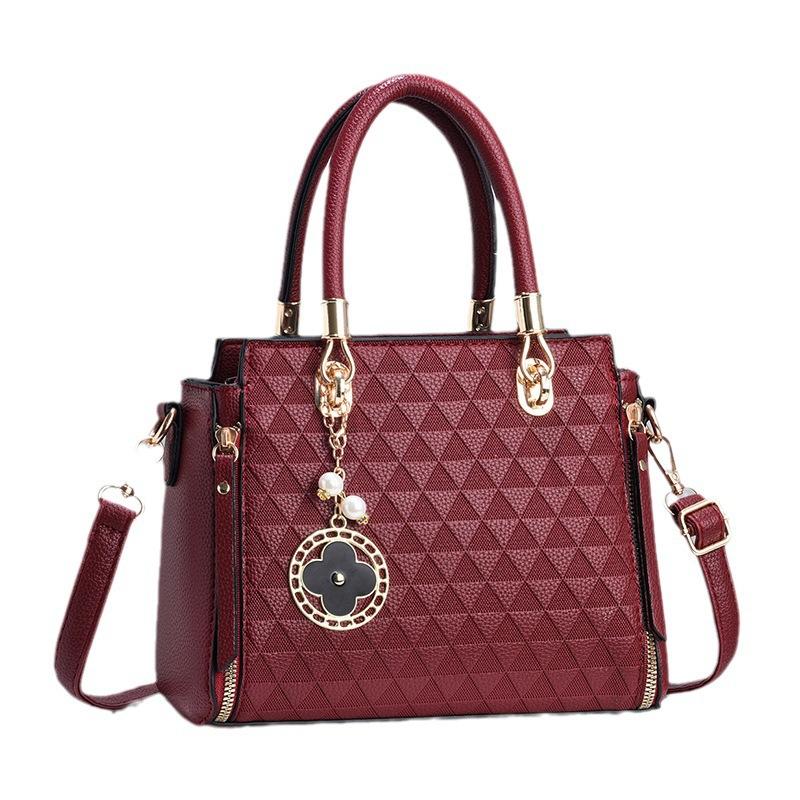 Large-capacity Bag with Fashionable and Elegant Style, Simple Single-shoulder Crossbody and Handbag Design