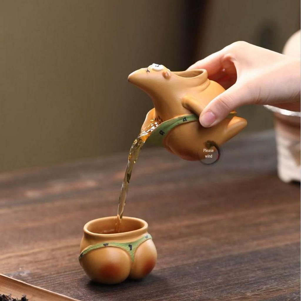 Yixing Zisha Patrick Star Teapot Set: Creative Tea Ceremony Cute Ornament