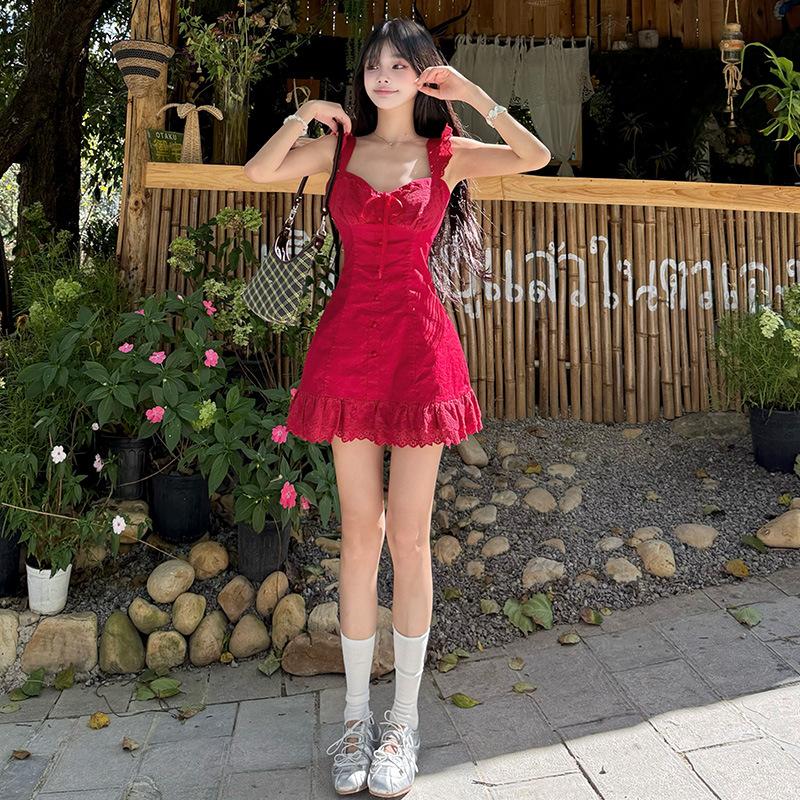 Sweet red short skirt women's summer seaside vacation flying sleeves straps waist A-shaped skirt Spice girl small dress