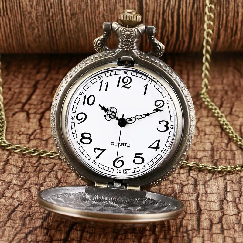 Cosplay Vintage Pocket Watch Anime Game Figure Wolf Head Quartz Watches for Fans Gifts