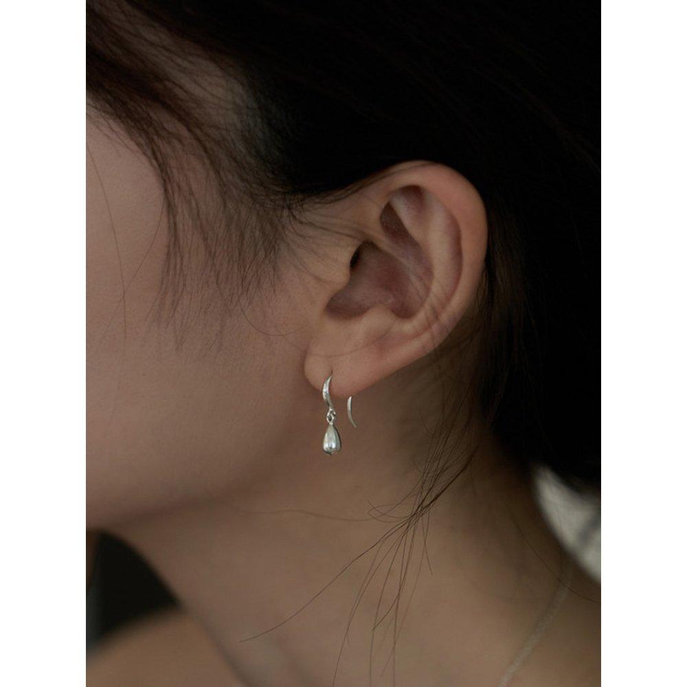 Rosee. Drop Earrings