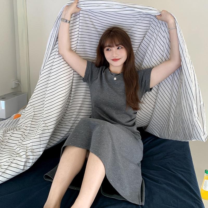 Lazy Dress Rhinestone Embellished Pleated Waist Defining Maxi Dress For Women Plus Size Stylish Slit A Line Skirt