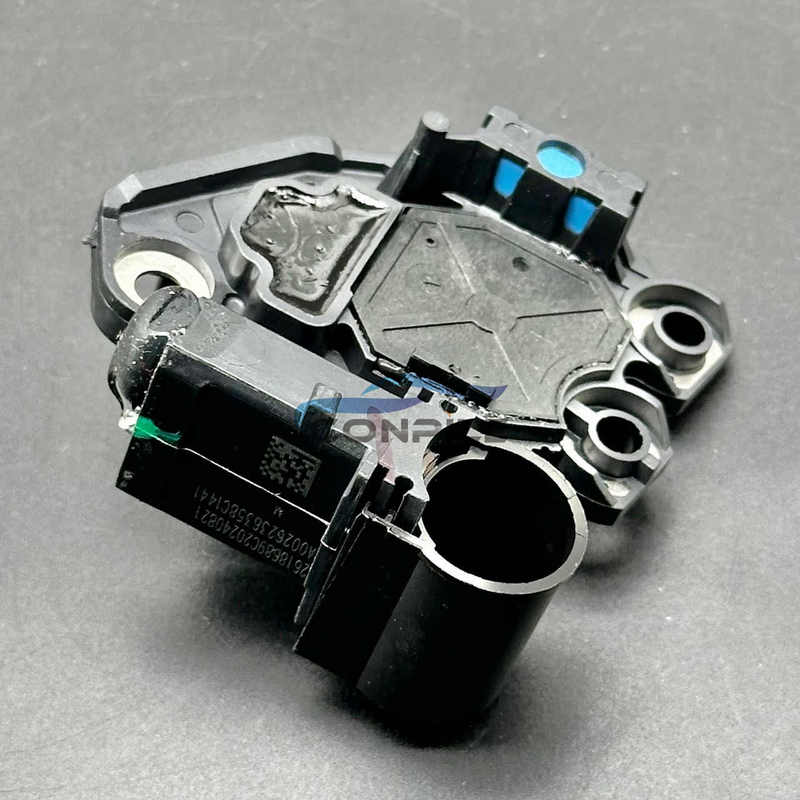 For Nissan 14 New X-Trail Renault Generator Regulator