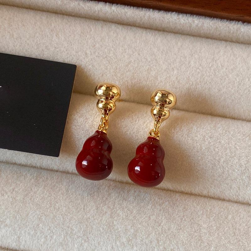 Electroplated drip gourd stud earrings New Chinese retro temperament earrings Light luxury niche earrings
