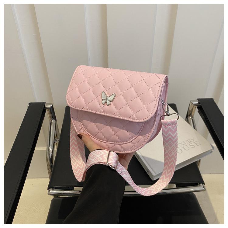 

Нішева дизайнерська сумка жіноча 2024 нова модна проста ромбоподібна сумка-месенджер літня ретро сумка-сідло рожевий