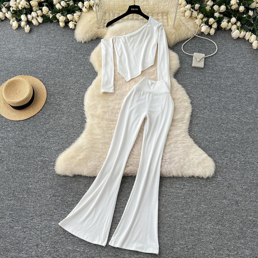 Sexy T-Shirt-Oberteil mit schrägem Halsausschnitt, trägerlos, langärmlig, unregelmäßig, hohe Taille, schmales Paket, Hüft-Mikro-Hosenanzug für Damen