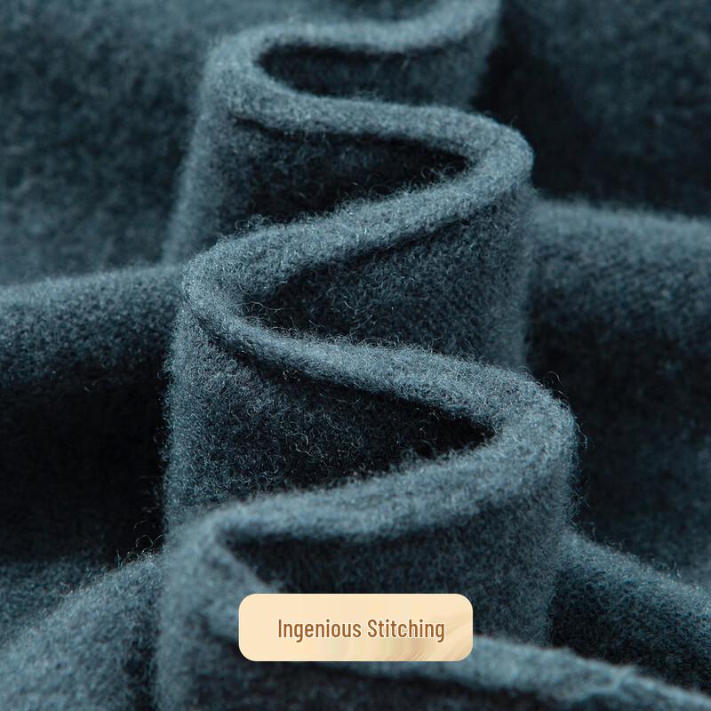 Herregenser i 100% merinoull med rund hals