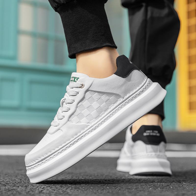 High-quality thick-soled heightening leather surface white shoes, new low-top sports board shoes in autumn, work casual and versatile men's shoes