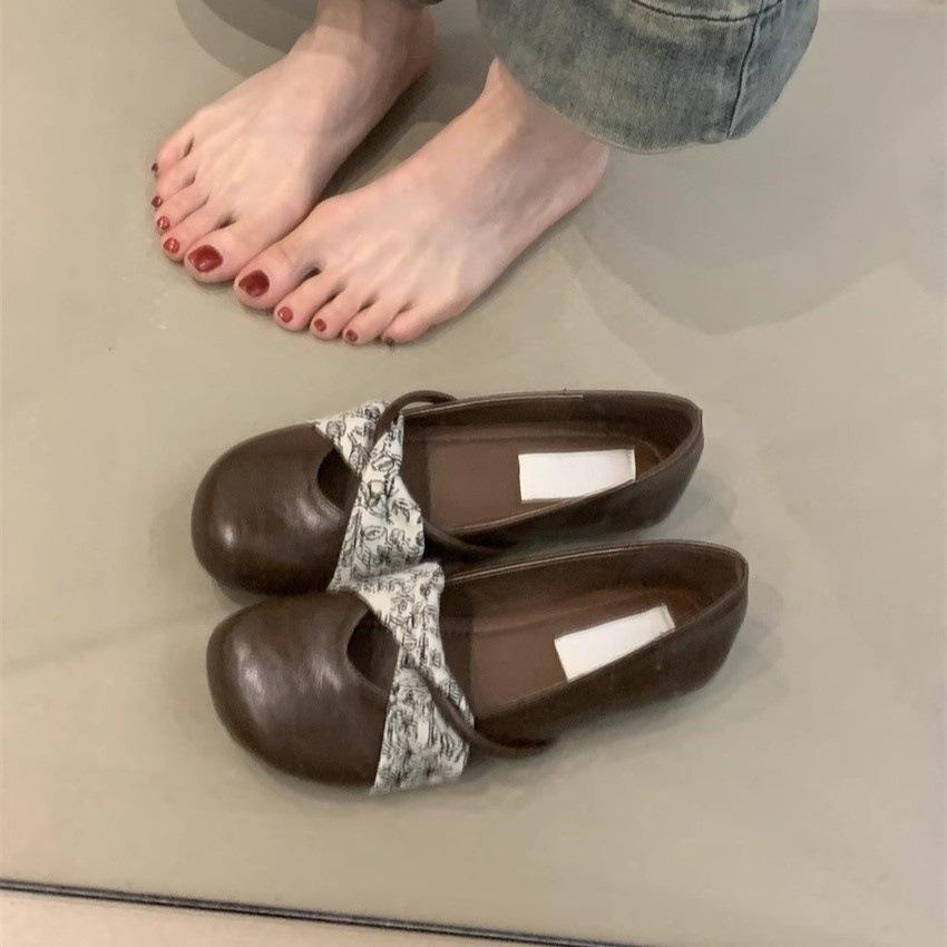 Retro Mary Jane shoes femininity elegant simple round head shallow mouth soft sole ballet shoes