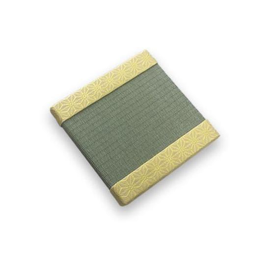 Warakubi Mini Tatami Decorative Tatami Stand for Dolls Leaf Small Size 15cm X 15cm (Hemp Gold, (1.5cm Thick))
