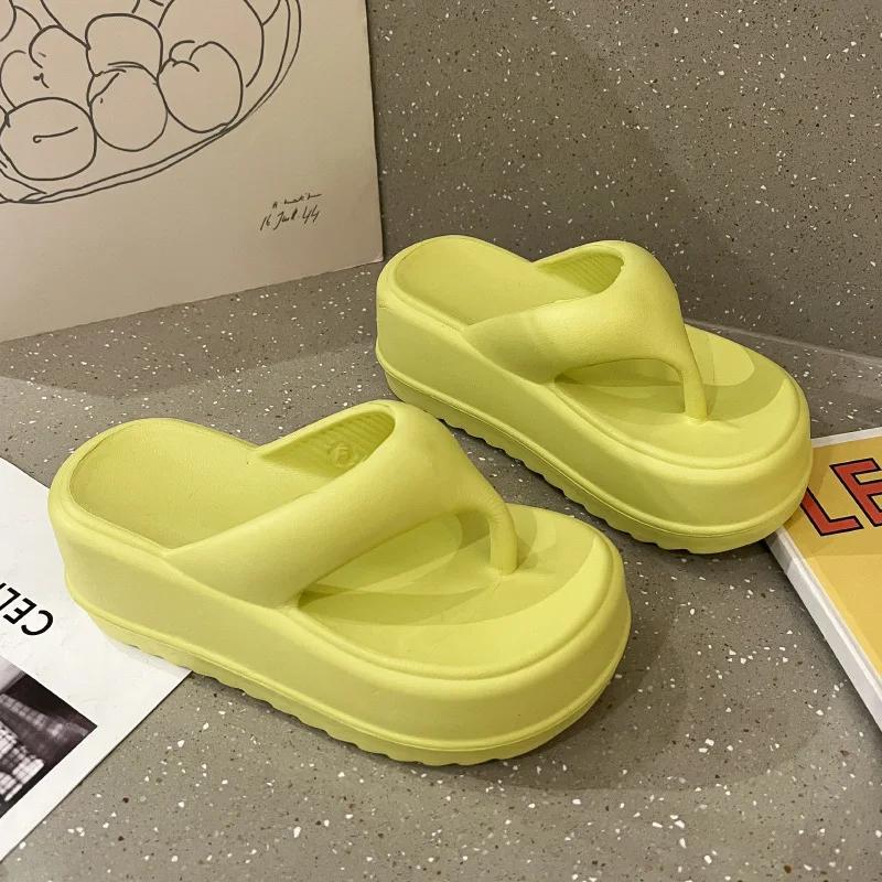 Fashion 2024 New Summer Women Fashion Thick Bottom High Heel Flip Flops Women Outer Wear Outdoor Beach Small High-Grade Casual Sandals