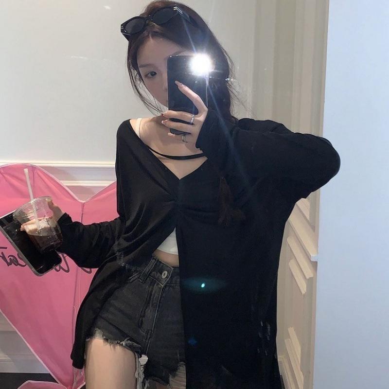 

Chic Pink V-Neck Sun Protection Long Sleeve Women s Summer T-Shirt with Knotted Design L (105-120 lbs) чёрный