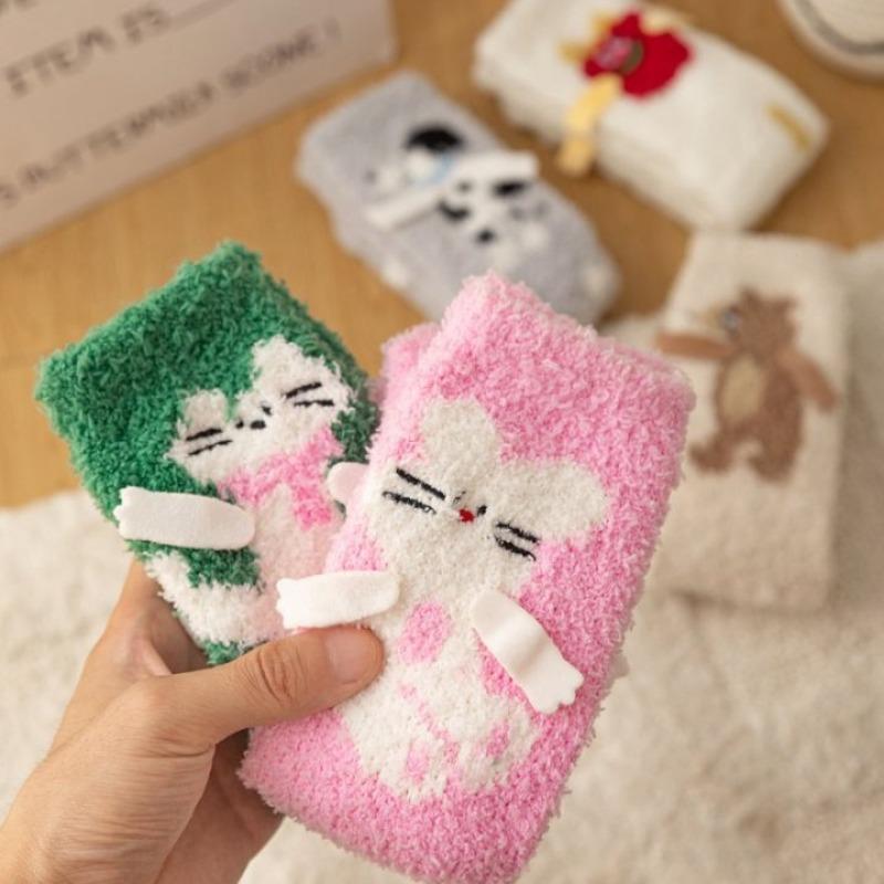 Autumn and Winter Coral Fleece Socks, Women's Cartoon Socks, Half-fleece Thickened Home Floor Socks, Sleeping Socks, Mid-calf Women's Socks