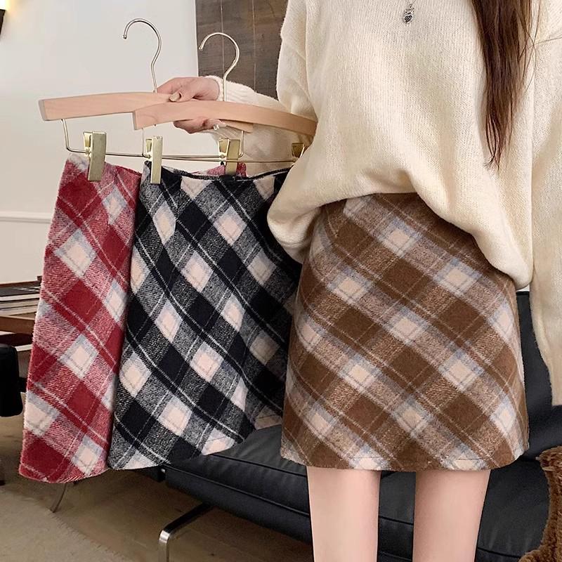 Women's 2025 Retro High-Waist Wool Blend Plaid Mini Skirt - Petite Bodycon A-Line for Autumn/Winter