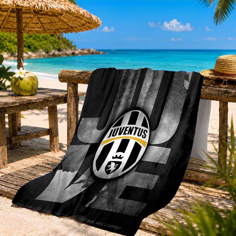 Football Football Crest Printed Microfiber Beach Towel, Soft And Absorbent, Quick-Dry, Ideal for Summer Travel, Beach Essential, Swimming Pool