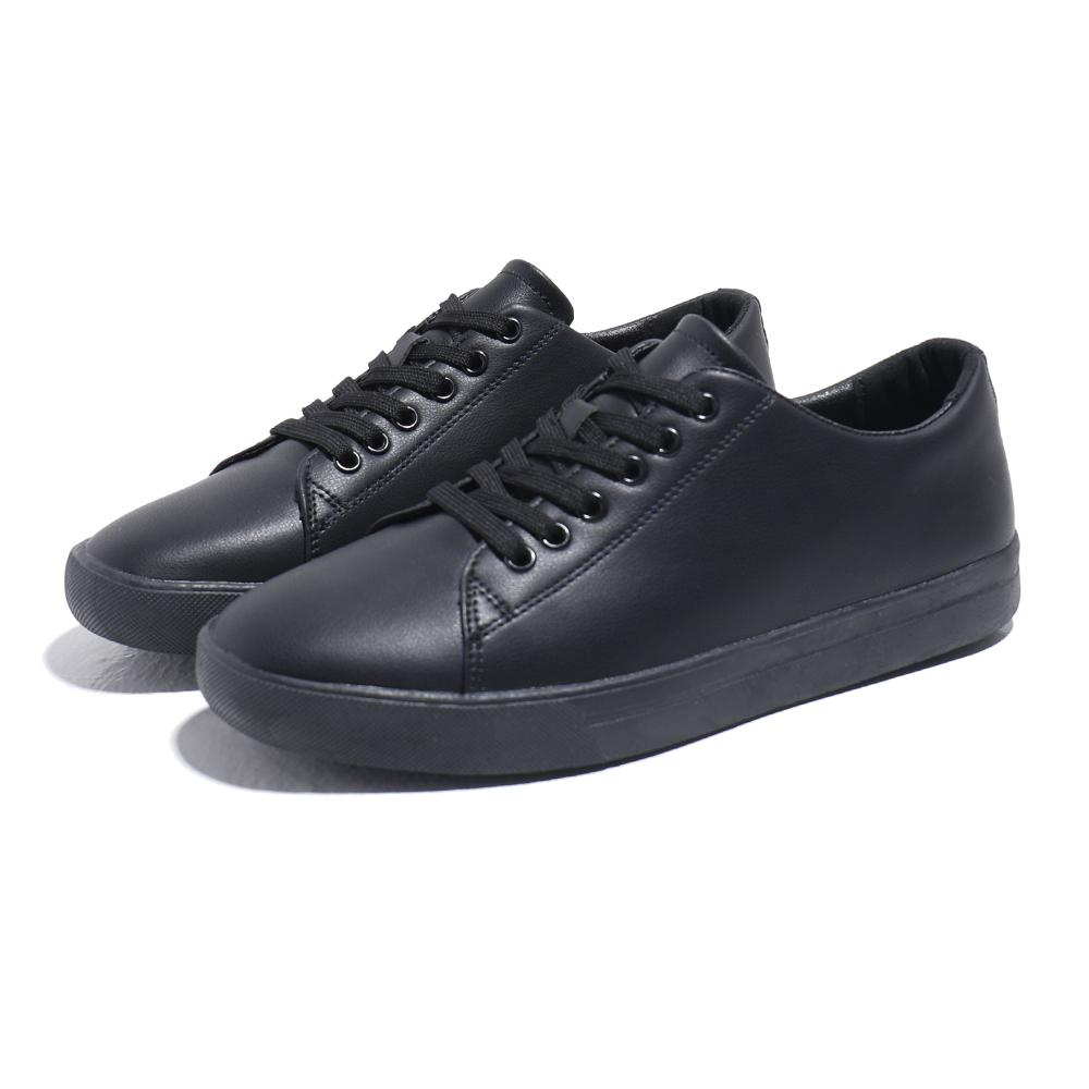 Men Casual PU Leather Flat Designer Shoes High Quality Comfy Vulcanized Shoes Lightweight Outdoor Hiking And Running Sports Shoe