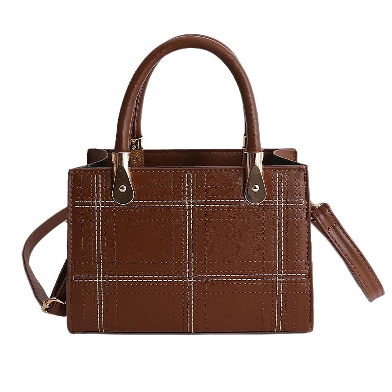 

Ladies shoulder crossbody retro simple fashion large capacity casual early spring new beautiful small square bag коричневий