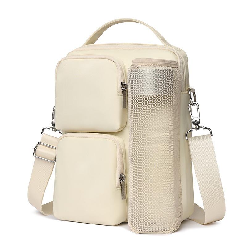 

Large Capacity Water-Resistant Nylon Crossbody Bag for Women 19*8*26 cm