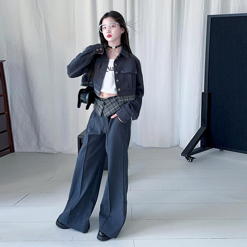 

Girls Stylish Color Block Blazer & Casual Pants Set - Autumn 2025 Collection 130 cm