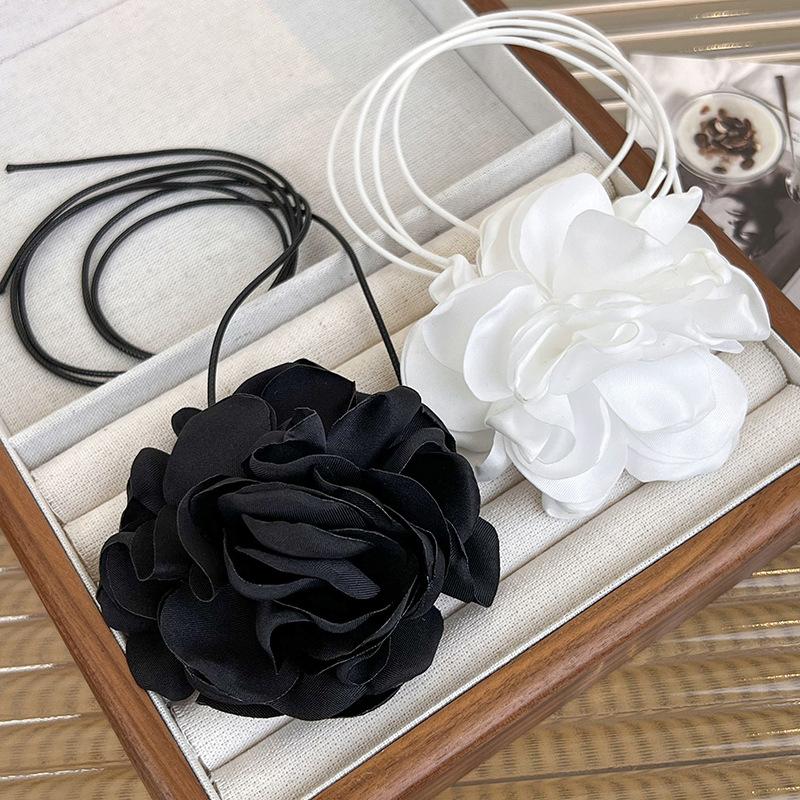 1Pcs Girls Elegant Adjustable Choker Chain Romantic Gothic Black 3D Rose Flower Necklace For Women Wedding Party Jewelry
