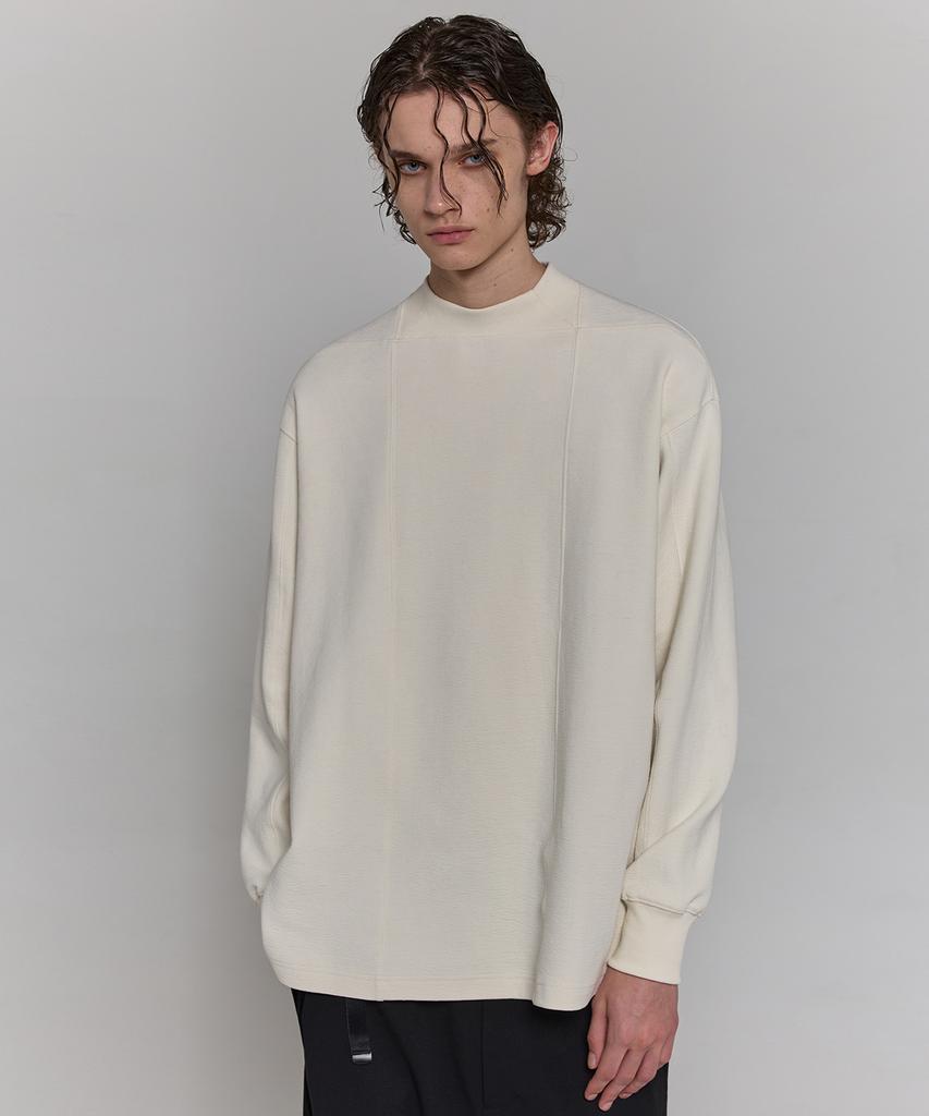 Digeunag Square Crew Neck Long Sleeve (Ivory)_ Pe3Ts1818