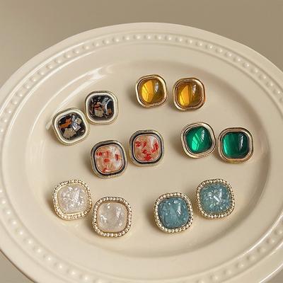 Retro Square Oil Drop Earrings for Women, Elegant High-End Hypoallergenic Ear Jewelry Gift