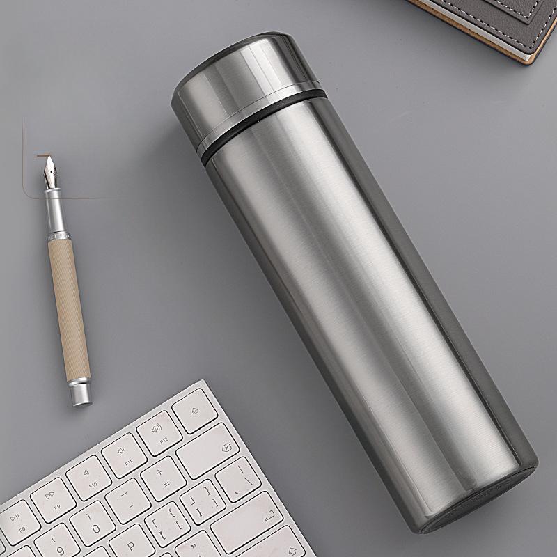 

Кружка Подарочная кружка Мода 304 Нержавеющая сталь Простая деловая кружка Автомобильная кружка 500ml серый