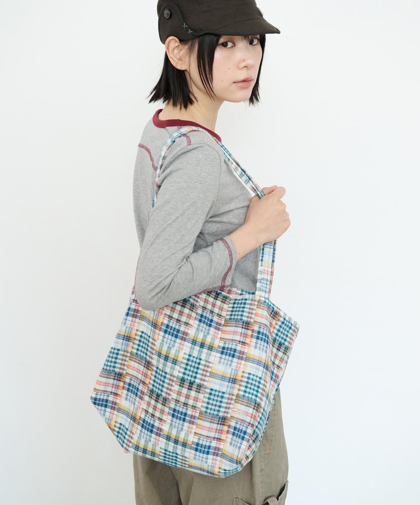 Parakeet Reversible Market Tote (Carat)