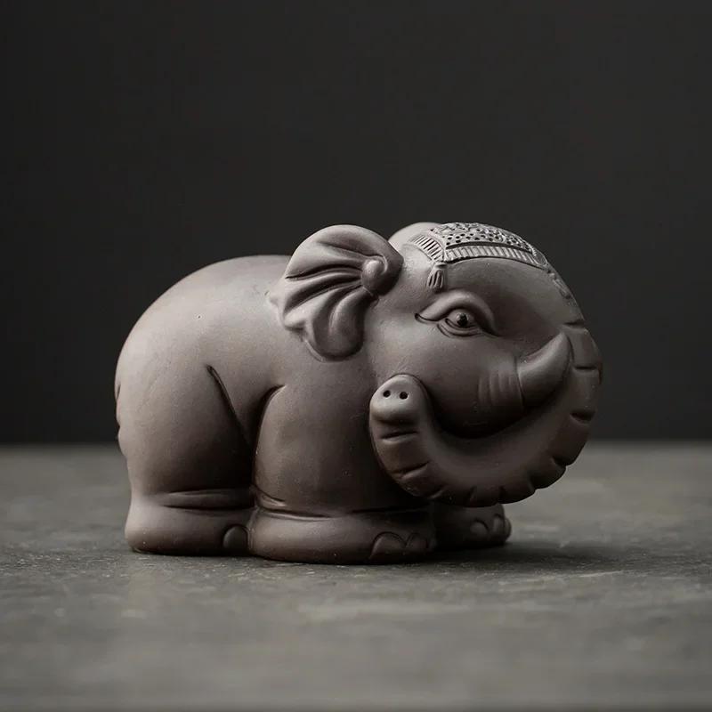 Chinese Purple Clay Tea Pet Good Luck Handmade Elephant Sculpture Crafts Animal Statue Ornaments Desktop Decors Tea Set 12.5x7.7x7.6cm