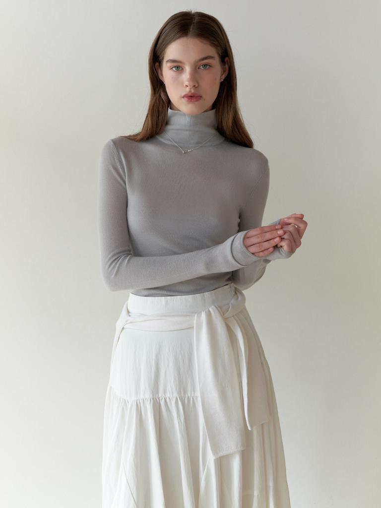 Liel Powdery Turtleneck Knit (Silver Blue)