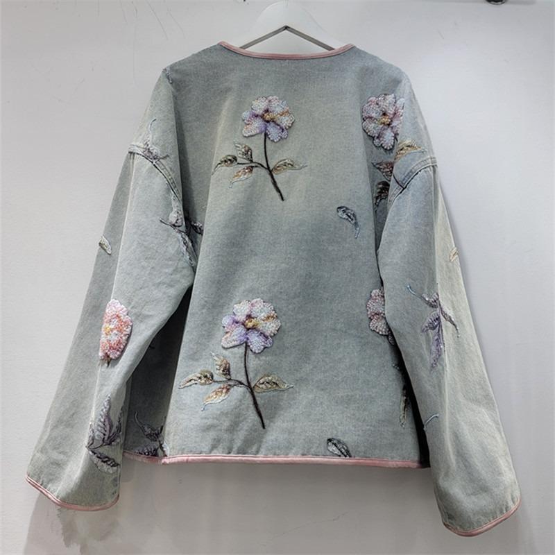 Spring new design sense fashionable round neck contrasting color hemming beaded flower short long-sleeved denim jacket